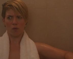 Hot scene Aubrey Plaza, Alice Wetterlund Nude - Mike & Dave Need Wedding Dates (2016) 