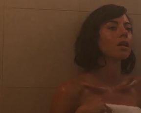 Hot scene Aubrey Plaza, Alice Wetterlund Nude - Mike & Dave Need Wedding Dates (2016) 