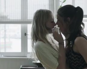 Hot scene Juana Acosta, Ingrid Garcia Jonsson Nude - Acantilado (2016) 