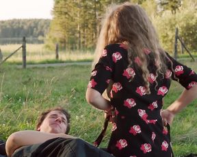 Klara Deutschmann nude - Reiterhof wildenstein s01e01 (2019)