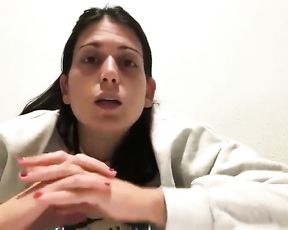 Authentic Bombshell Talking about Sex Intercourse and Happiness