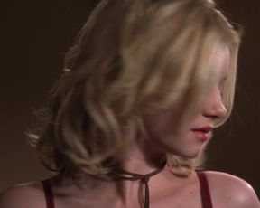 Hot scene Elisha Cuthbert Sexy - The Girl Next Door (2004) 
