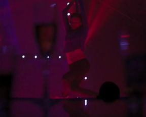 Sexy Sarah Hay nude – Flesh and Bone s01e03 (2015) 