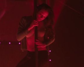 Sexy Sarah Hay nude – Flesh and Bone s01e03 (2015) 