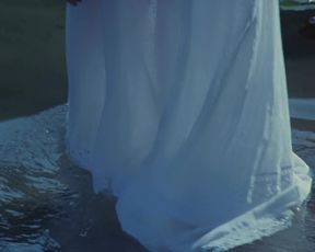 Tara Fitzgerald, Elle McPherson, Kate Fischer, Portia de Rossi, Pamela Rabe - Sirens