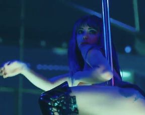 Hot actress Sarah Hay, Emily Tyra, Raychel Diane Weiner, Megan Dickinson, etc. Nude - Flesh 