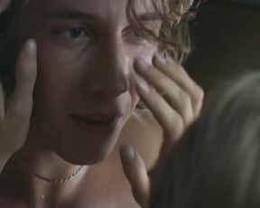 Sexy Mille Lehfeldt Nude - Smukke mennesker (2010) 