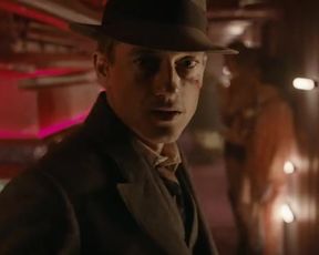 Hot actress Sophie Pfennigstorf nude – Babylon Berlin Folge 13 (2017) 