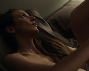 Naked scene Gemma Massot Naked - The Looming Tower s01e03 (2018) TV show nudity video