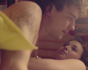 Freya Mavor Nude - Modern Life Is Rubbish (2017. SEX)