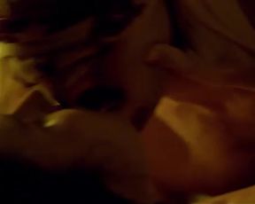 Hot actress Géraldine Pailhas Nude - La Chambre des Officiers (FR 2001) 