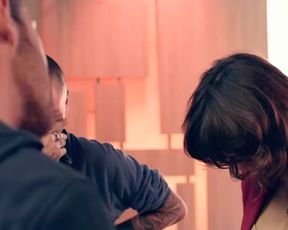 Sexy Kasia Smutniak Nude - Moglie e Marito (IT 2017) 