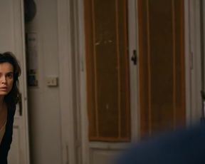 Sexy Kasia Smutniak Nude - Moglie e Marito (IT 2017) 