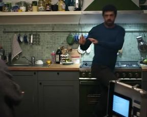 Sexy Kasia Smutniak Nude - Moglie e Marito (IT 2017) 