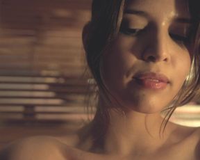 Celebs Jasmin Lord naked - Blutsschwestern - Jung, magisch, todlich (2013)