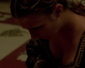 TV show scene Rebecca Ferguson - The White Queen s01e03-05 (2013) [uncut] 
