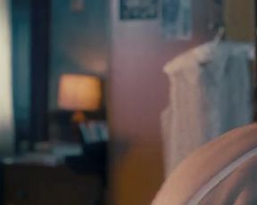 Sexy Anne Hathaway Sexy - One Day (2011) TV show scenes