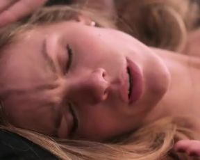 Sexy Angela Relucio, Damienne Merlina Nude, Brooklyn Decker, Sienna Farall Sexy - Cas TV show scenes