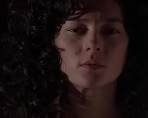 Sexy Gabrielle Anwar Nude - Body Snatchers (1993) 