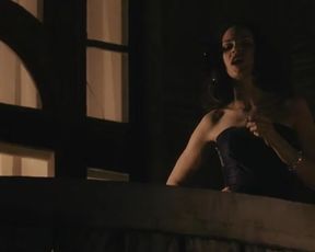 Hot actress Hilary Swank Nude - The Black Dahlia (2006) 