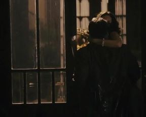 Hot actress Hilary Swank Nude - The Black Dahlia (2006) 