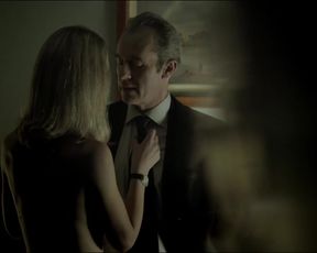 Hot scene Helen Kennedy Nude, Melissa George (nn) - Hunted (2012) s1e1 