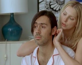 Hot scene Frederique Bel Nude - Fais-moi plaisir! (2009) 