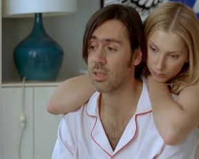 Hot scene Frederique Bel Nude - Fais-moi plaisir! (2009) 