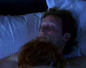 Sexy Jennifer Jason Leigh Nude - Single White Female (1992) 