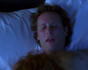 Sexy Jennifer Jason Leigh Nude - Single White Female (1992) 