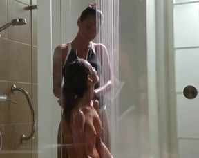 Sexy Jennifer Lauret Nude - Une Famille Formidable s12e04 (2015) 