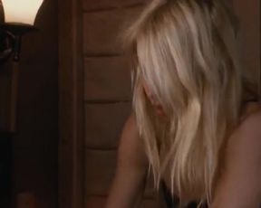 Hot scene Gwyneth Paltrow and Leighton Meester - Country Strong (2010) 