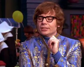 Sexy Heather Graham - Austin Powers_ The Spy Who Shagged Me (1999) 