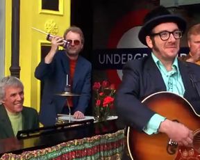 Sexy Heather Graham - Austin Powers_ The Spy Who Shagged Me (1999) 