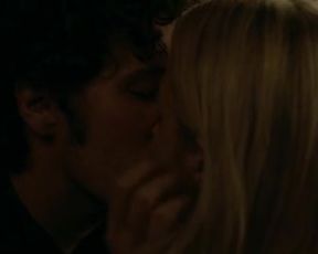 Sexy Virginie Efira nude – Victoria (2016) 