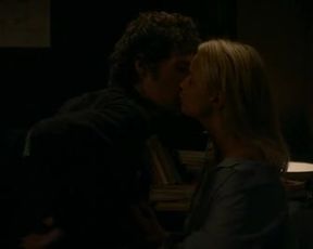 Sexy Virginie Efira nude – Victoria (2016) 