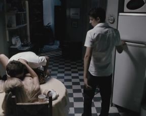 Sexy Marinela Butica Nude - Buna! Ce faci (2010) 