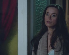 Naked scenes Ulrike C. Tscharre, Anna Schäfer, Victoria Sordo nude -Zielfahnder Flucht in die Karpaten (2016)