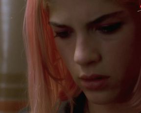 Selma Blair nude - Storytelling (2001)