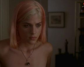 Selma Blair nude - Storytelling (2001)