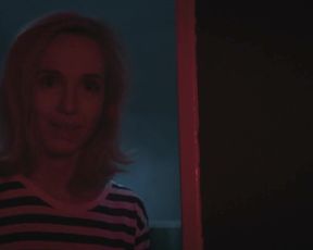 Ursina Lardi, Lea Van Acken, Maja Lehrer nude - Sag mir Nichts (2016)