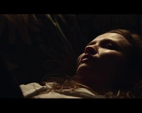 Naked scene Emily Browning - American Gods s01e02-04 (2017) TV show nudity video
