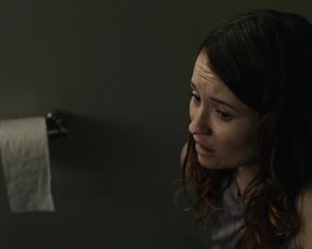 Naked scene Emily Browning - American Gods s01e02-04 (2017) TV show nudity video