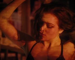 Actress Naomi Watts, Sophie Cookson - Gypsy s01e07 (2017) TV Show Sex Scenes