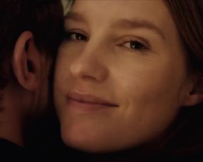 Amanda Collin Nude - En Frygtelig Kvinde (2017)