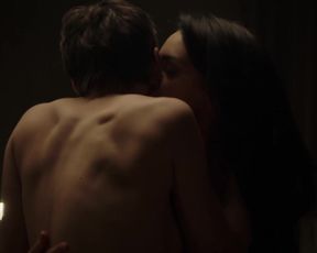 TV show scene Sara Serraiocco, Nazanin Boniadi Nude - Counterpart s01e04 (2018) 