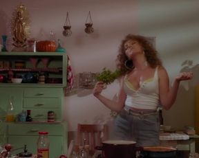 Naked scenes Alexandra Stan Sexy - Mami (2018) Music Video