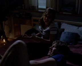 Hot actress Jamie Lee Sexy - Crashing s02e01 (2017) 