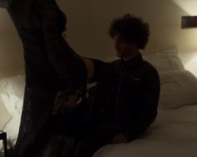 Naked scenes Emma Suarez Sexy - Las hijas de Abril (2017)