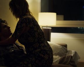 Naked scenes Emma Suarez Sexy - Las hijas de Abril (2017)